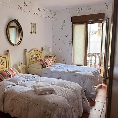 La Casa De Paloma En La Plaza Encanto Historico Riaza Dış mekan fotoğraf